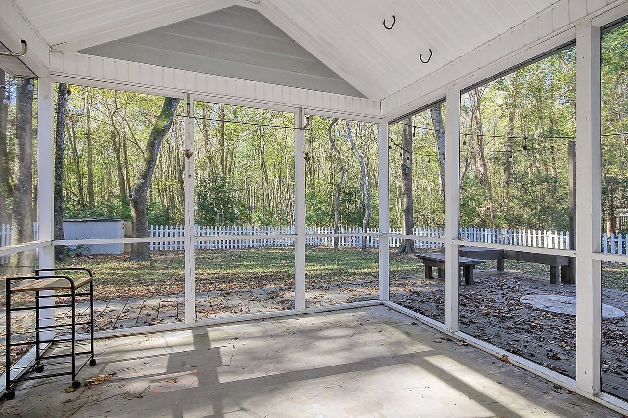 1785 1785 Hickory Knoll Way - Photo 2 of 11