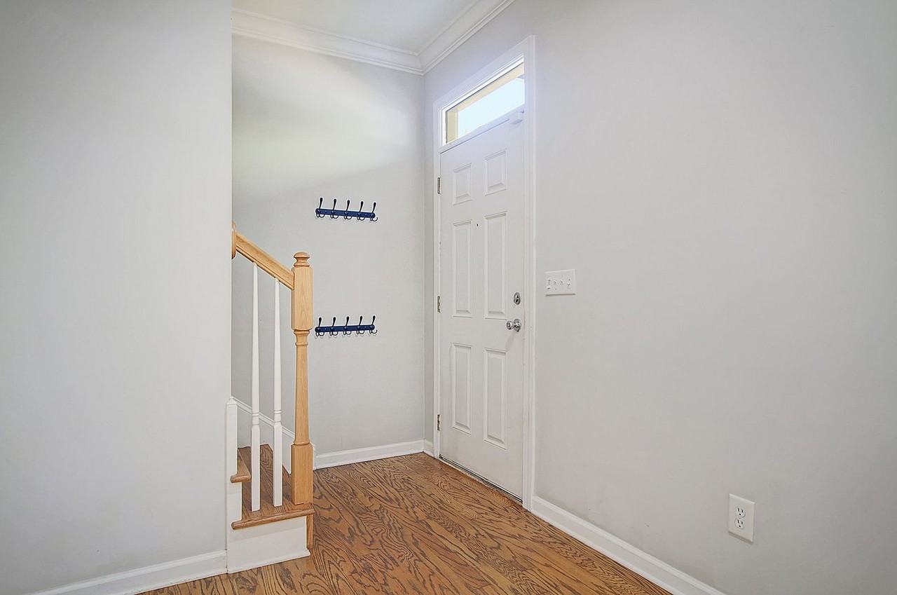 1785 1785 Hickory Knoll Way - Photo 3 of 11