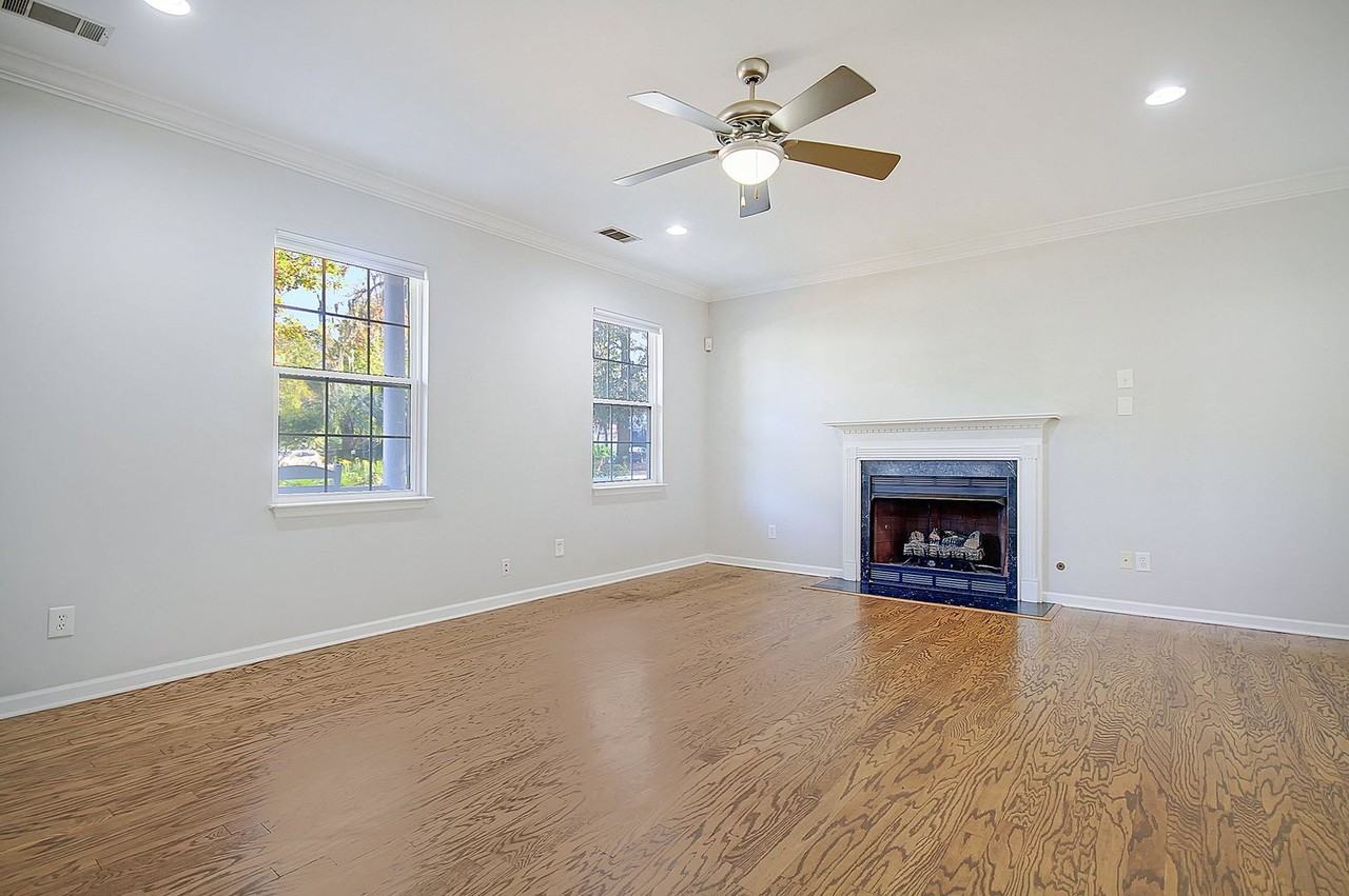 1785 1785 Hickory Knoll Way - Photo 4 of 11