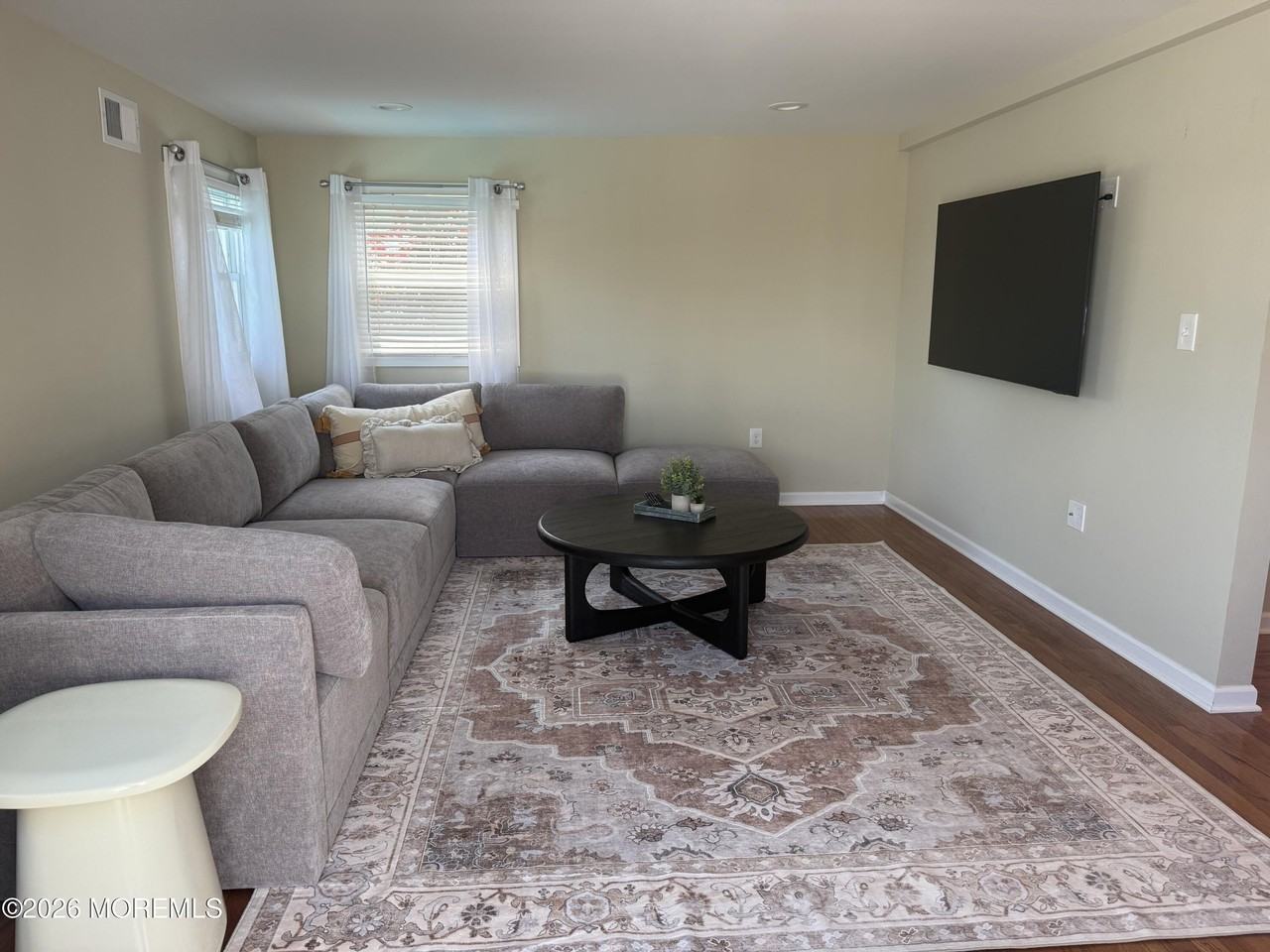 116 Cornell Ave - Photo 7 of 22