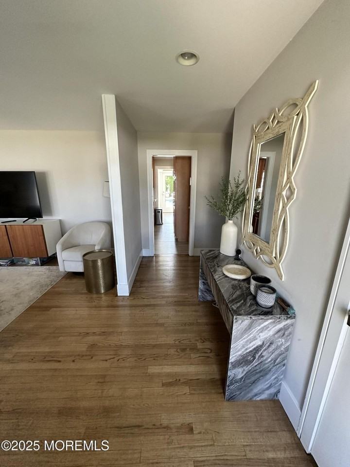 330 Highland Ave - Photo 3 of 24