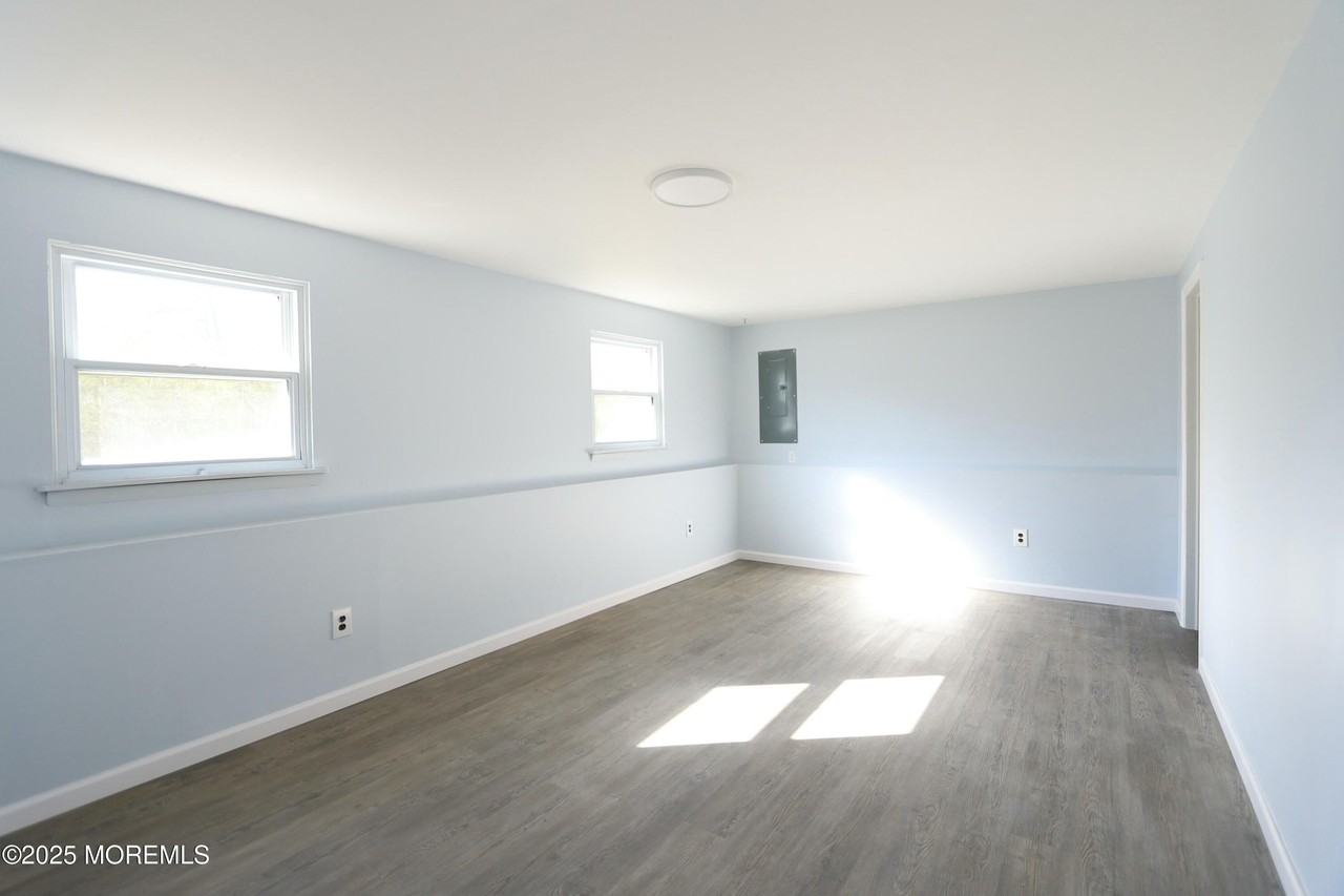 900 Hunter Blvd - Photo 7 of 11