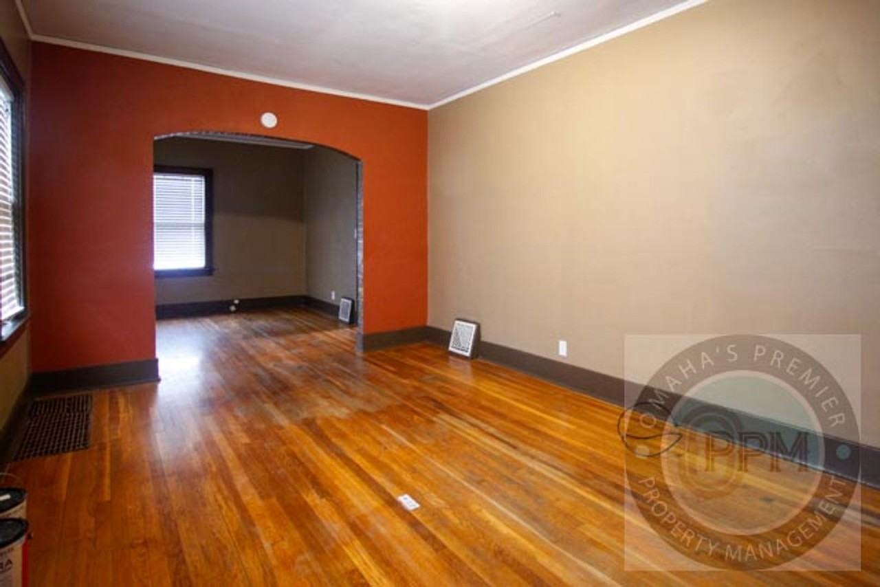 3425 N 45th St - Photo 2 of 14