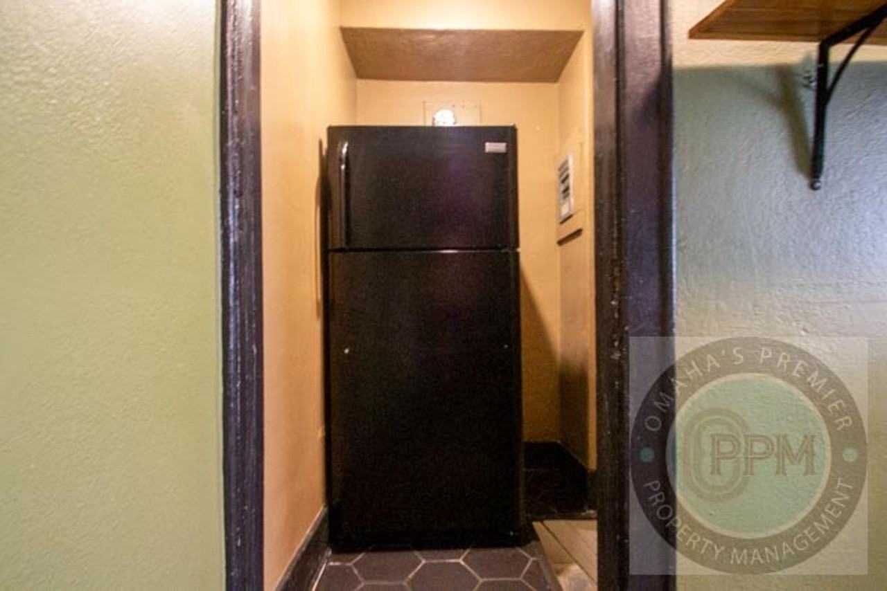 3425 N 45th St - Photo 6 of 14
