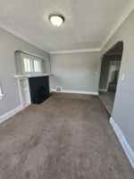 featured image of 1326 W Burleigh St