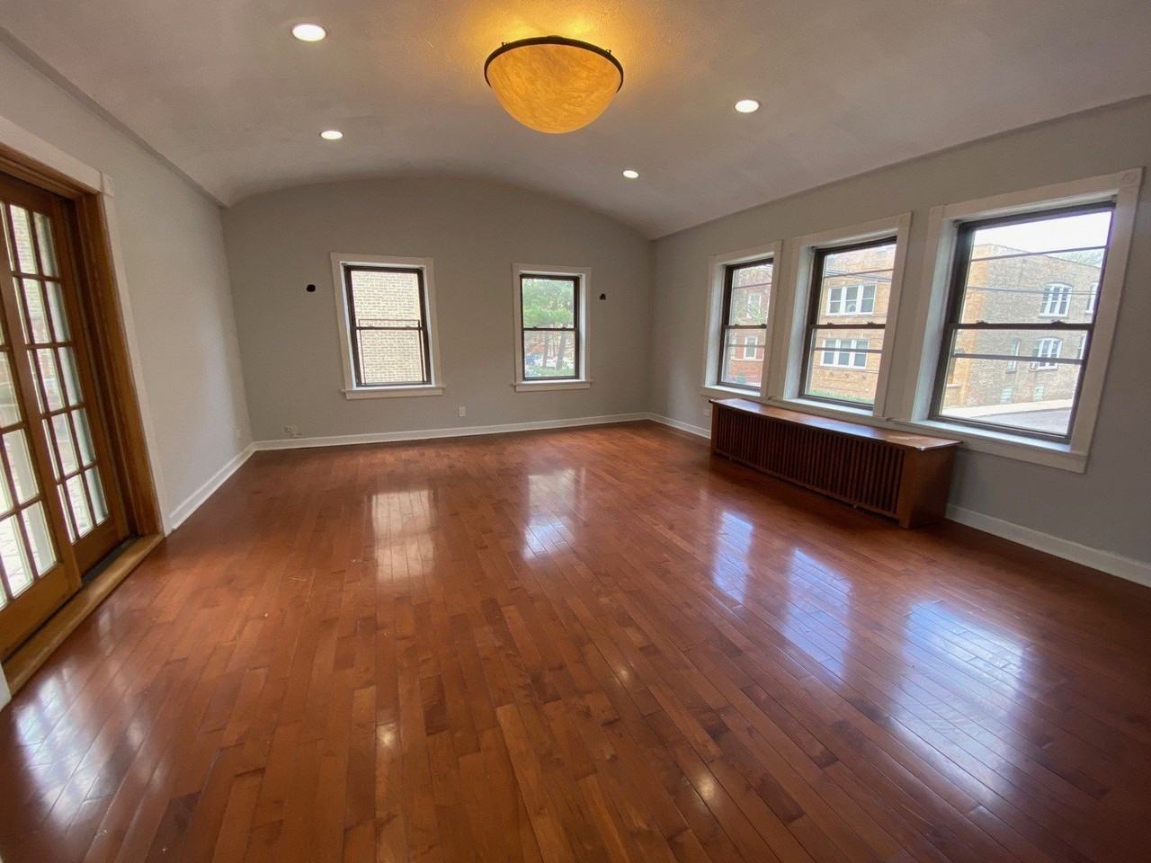 7434 N Seeley Ave #1N - Photo 5 of 18