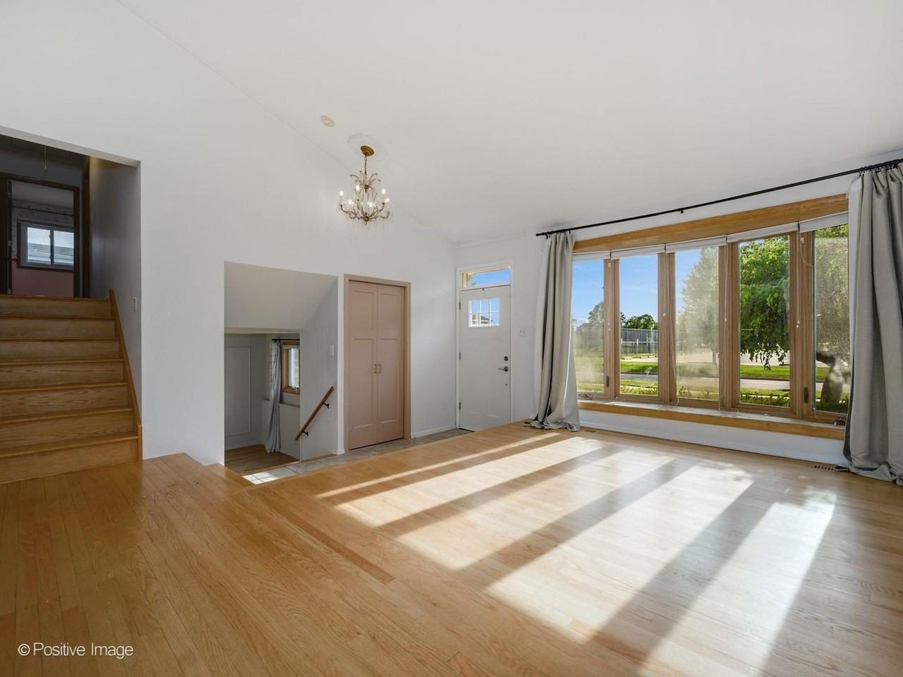 713 N Forest Ave - Photo 5 of 19
