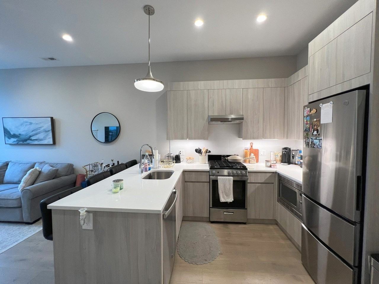 3757 N Sheffield Ave #207 - Photo 5 of 15