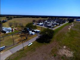 featured image of 3130 Parkerville Rd