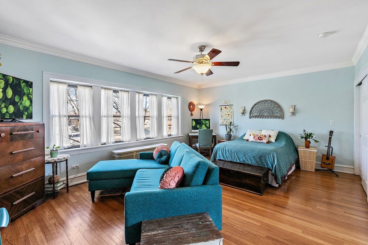 419 Harrison St #2 - Photo 4 of 15