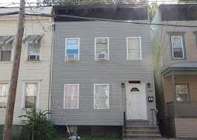 featured image of 256 Ontario St