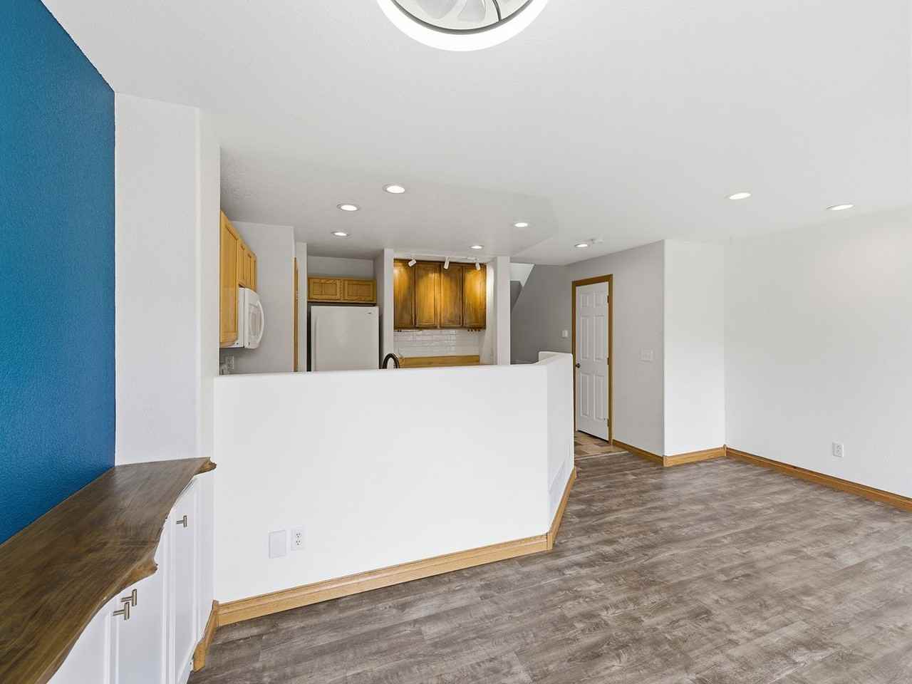 1650 Oak Creek Dr - Photo 5 of 19