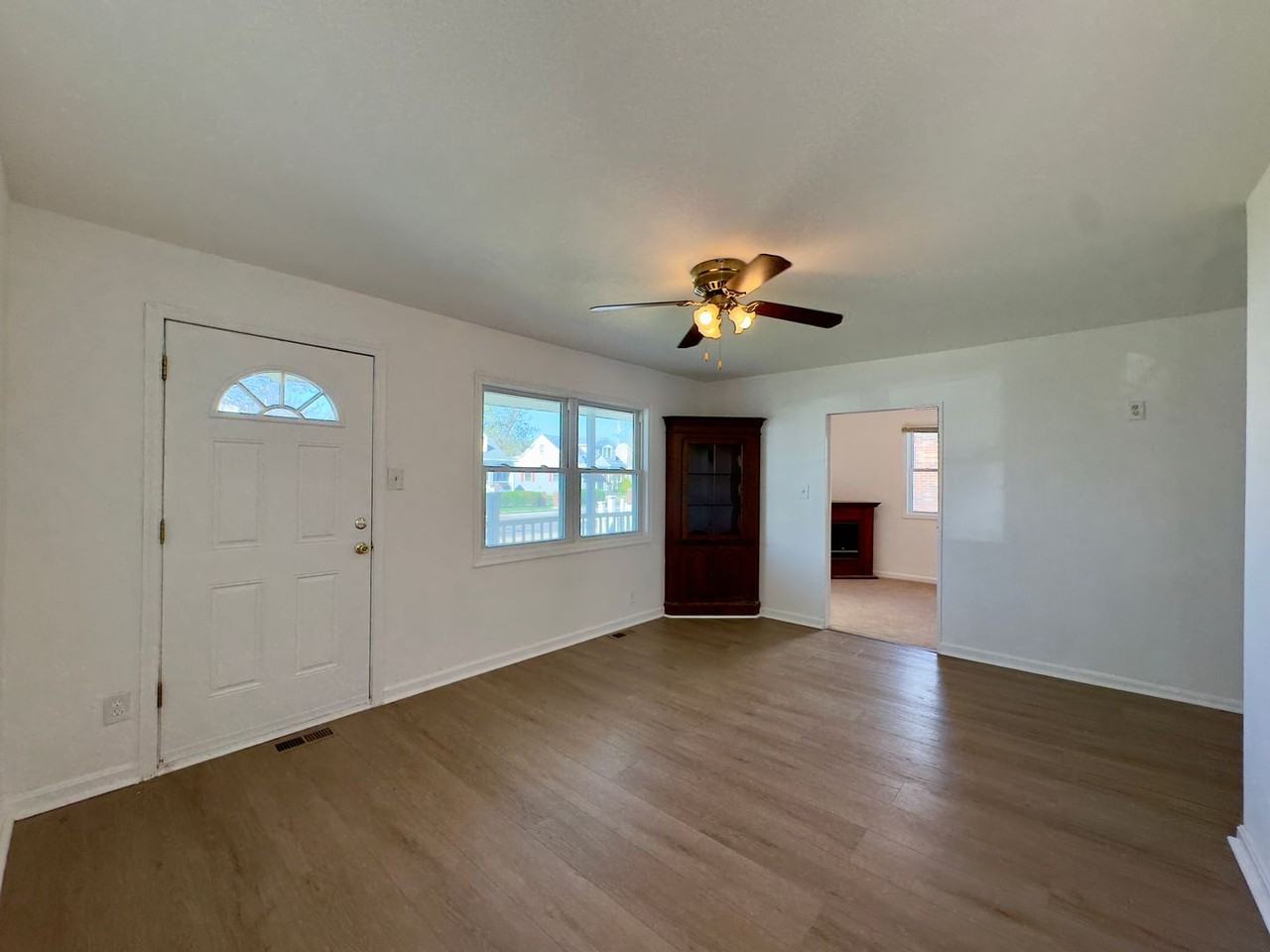 8252 Longpoint Rd - Photo 2 of 18