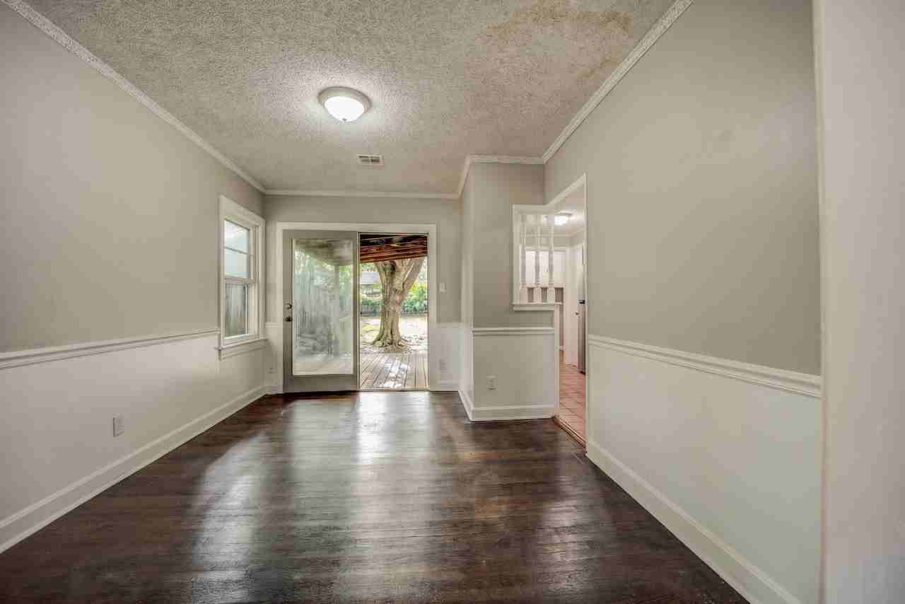 2307 S 23rd St - Photo 6 of 22