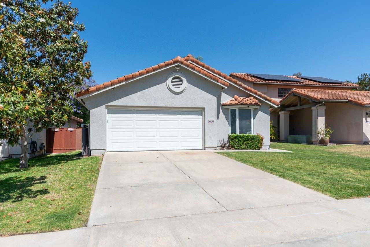 10830 Red Fern Cir - Photo 2 of 25