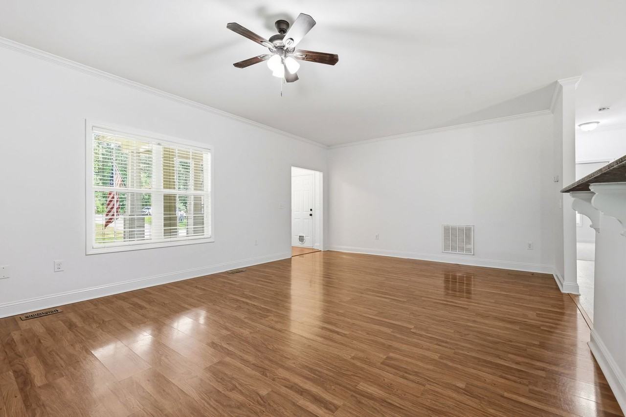 80 Valor Cir - Photo 7 of 43