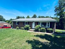 1027 Woodhaven Dr - Photo 1 of 1