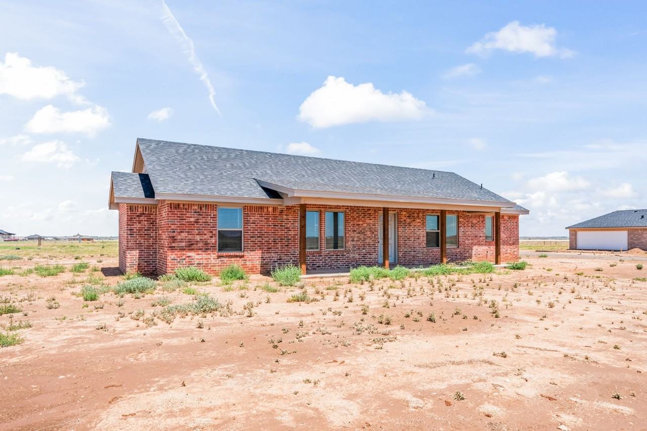 10517 E County Road 7400 - Photo 4 of 38