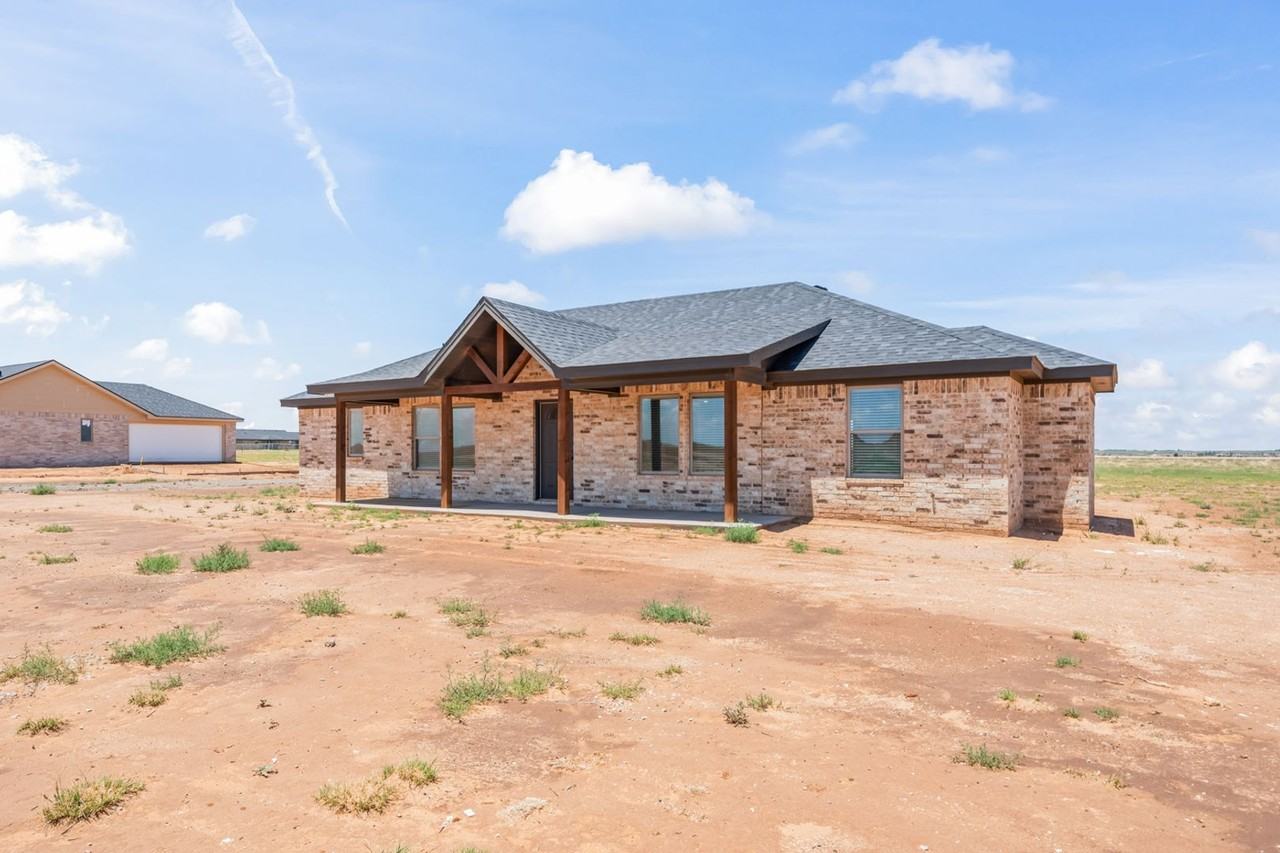 10601 E County Road 7400 - Photo 4 of 36
