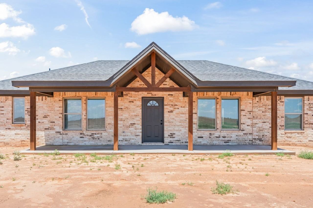 10601 E County Road 7400 - Photo 5 of 36