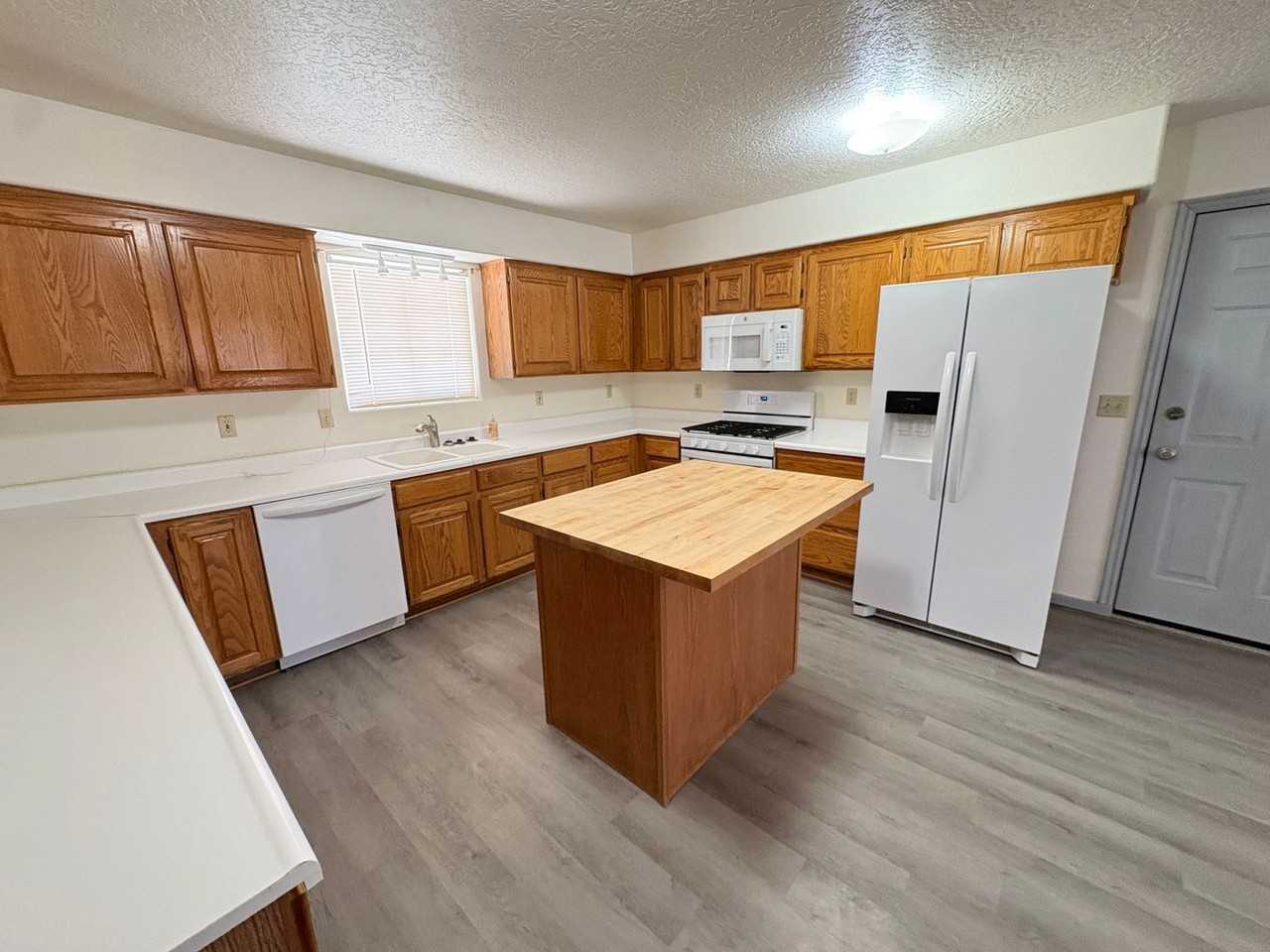 4499 N Marshal Trl - Photo 5 of 23