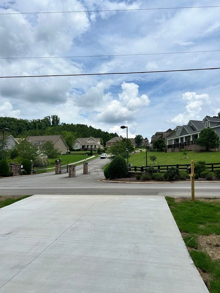 119 Gentry Rd - Photo 2 of 18