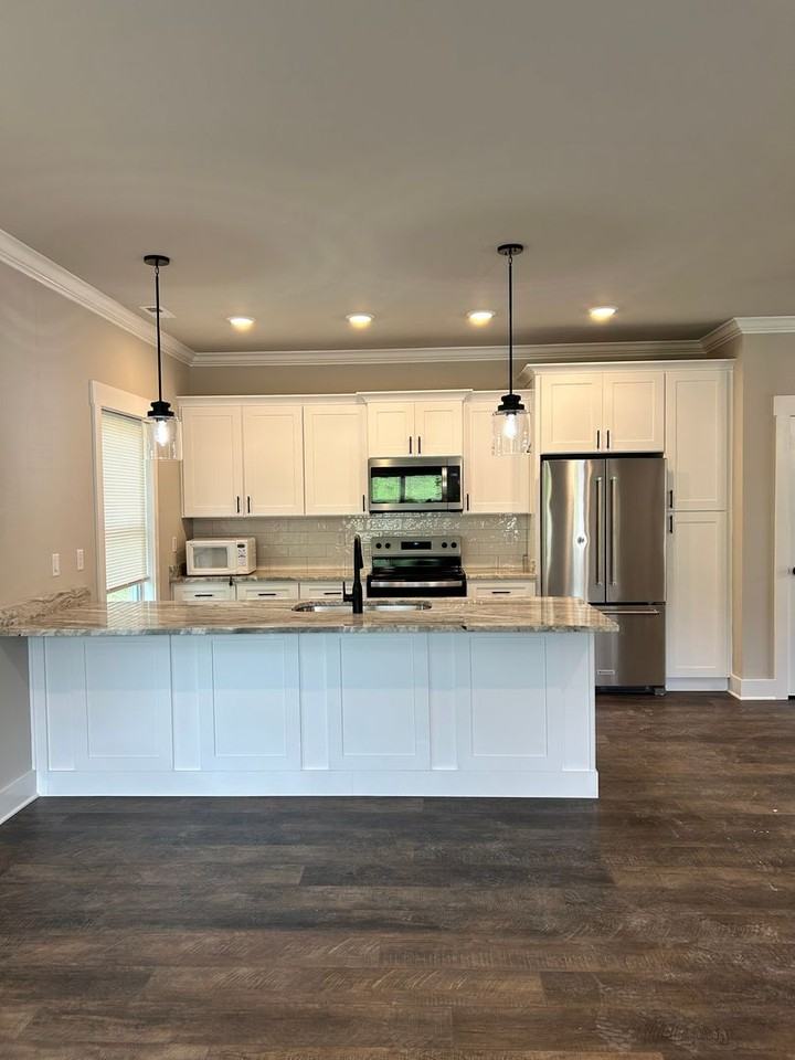 119 Gentry Rd - Photo 4 of 18