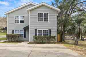 featured image of 735 Putnam Dr