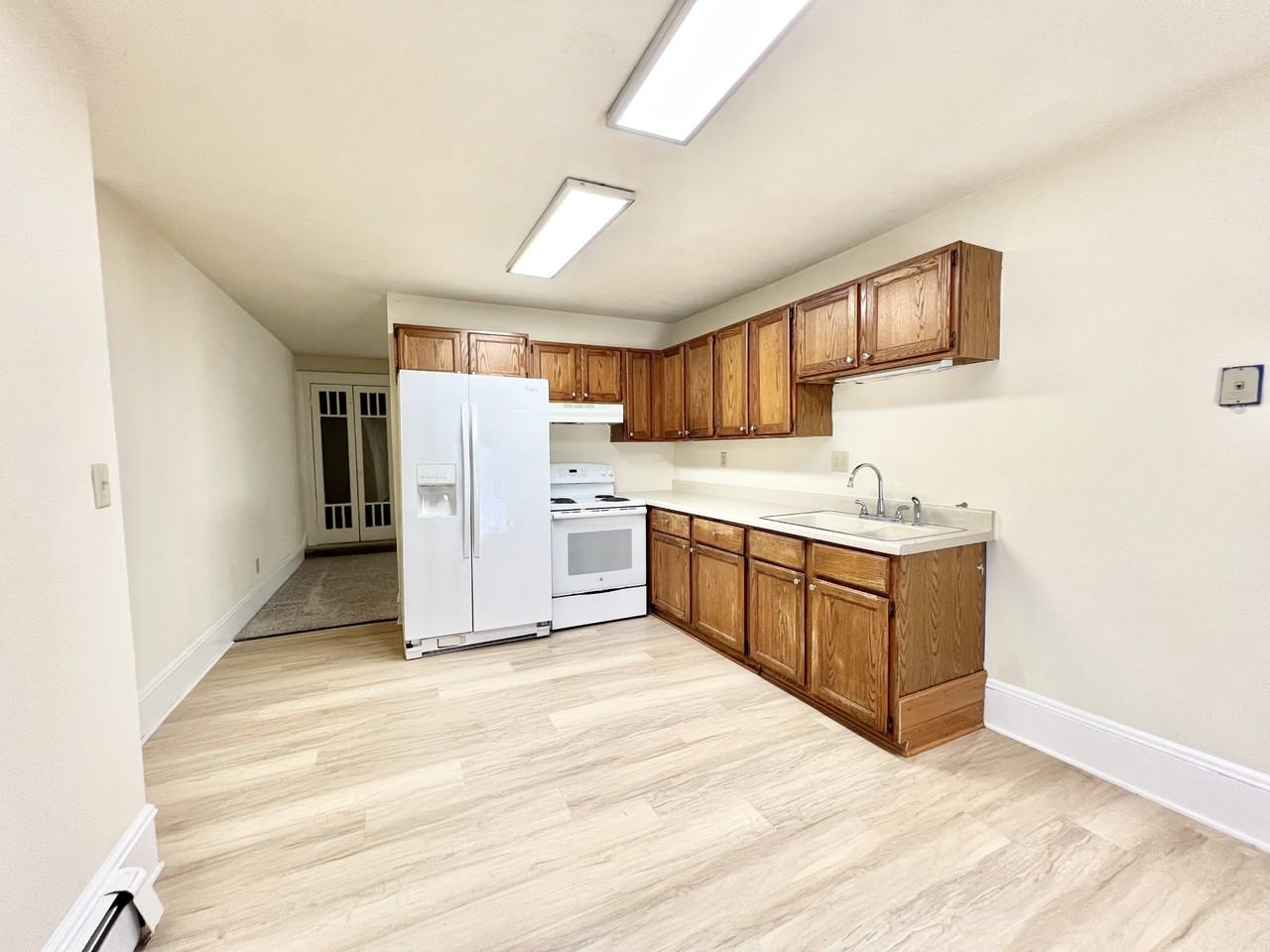 521 E Court St #4 - Photo 4 of 13