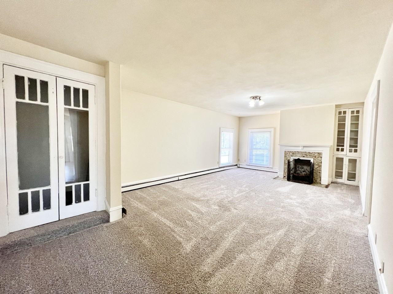 521 E Court St #4 - Photo 7 of 13