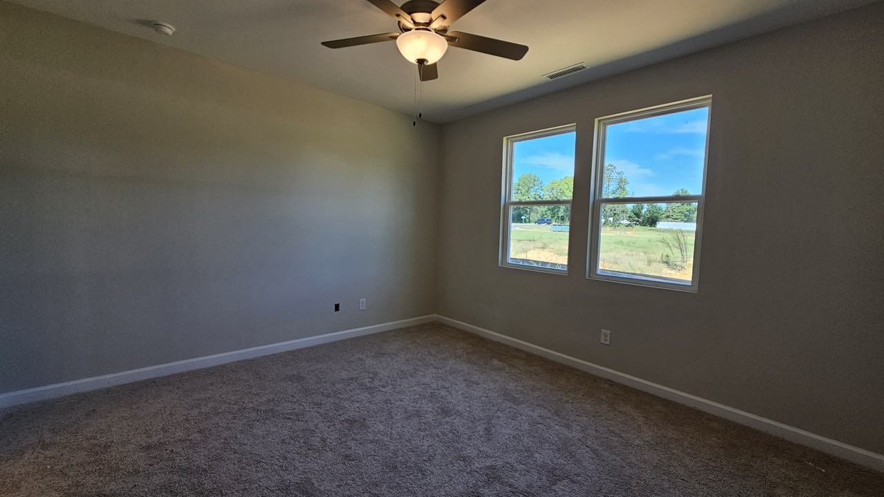 108 Fairwinds Dr #1 - Photo 6 of 10