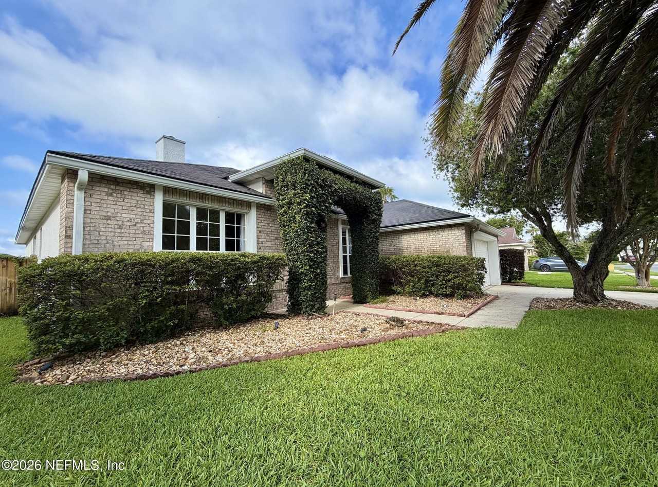 12962 Brians Creek Dr - Photo 3 of 45