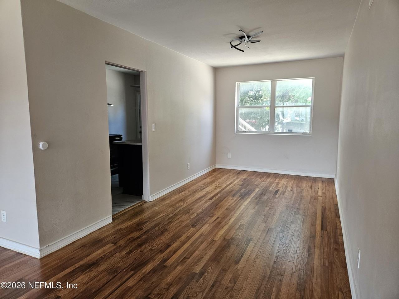 3005 Walton St #2 - Photo 6 of 15