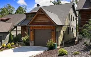 featured image of 37 Upper Knoll Dr