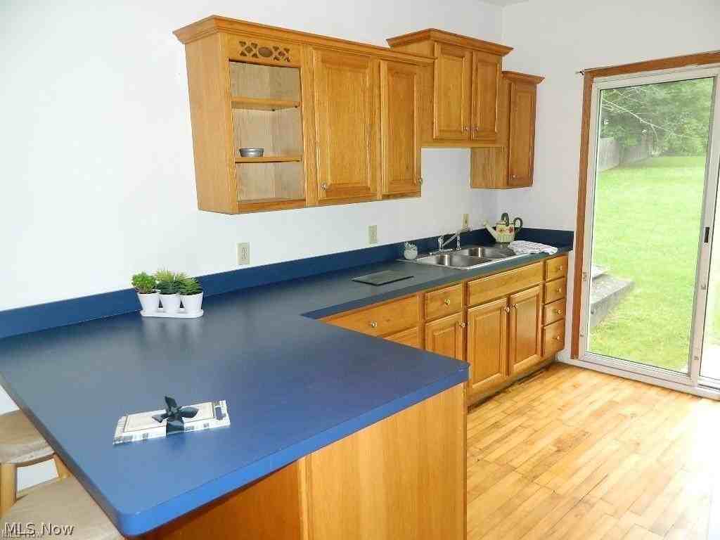 11754 Lakeland Dr - Photo 3 of 17