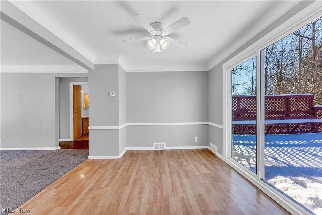 5876 Wickfield Dr - Photo 6 of 28