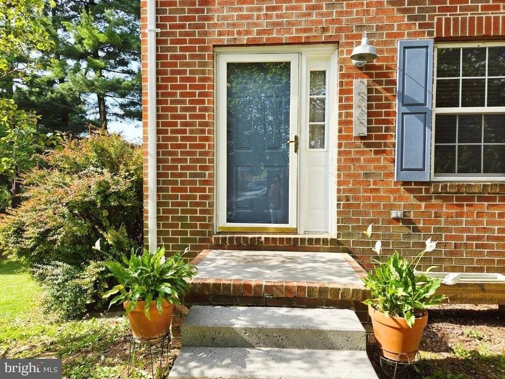 2662 Limestone Ct - Photo 2 of 22