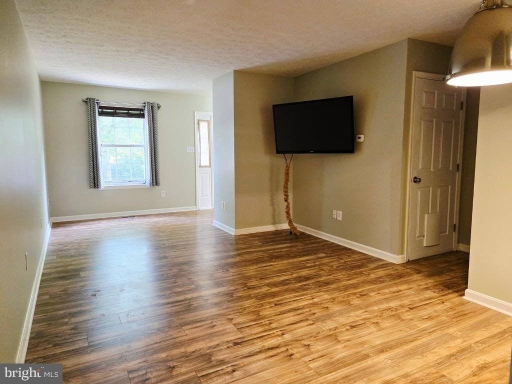 2662 Limestone Ct - Photo 5 of 22