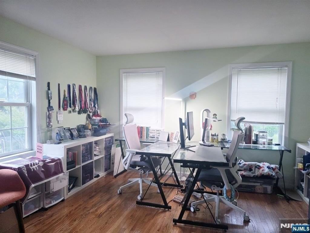 260 Edwards St #B - Photo 4 of 24