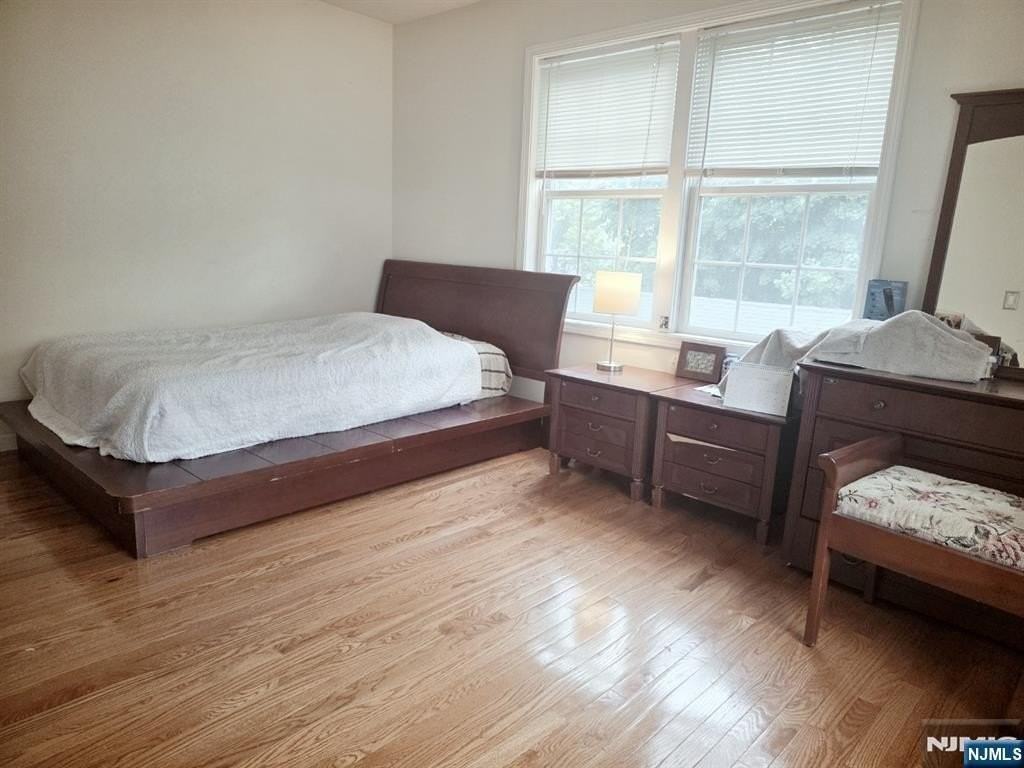 260 Edwards St #B - Photo 7 of 24