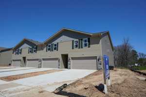 featured image of 605 Mckay Way #1