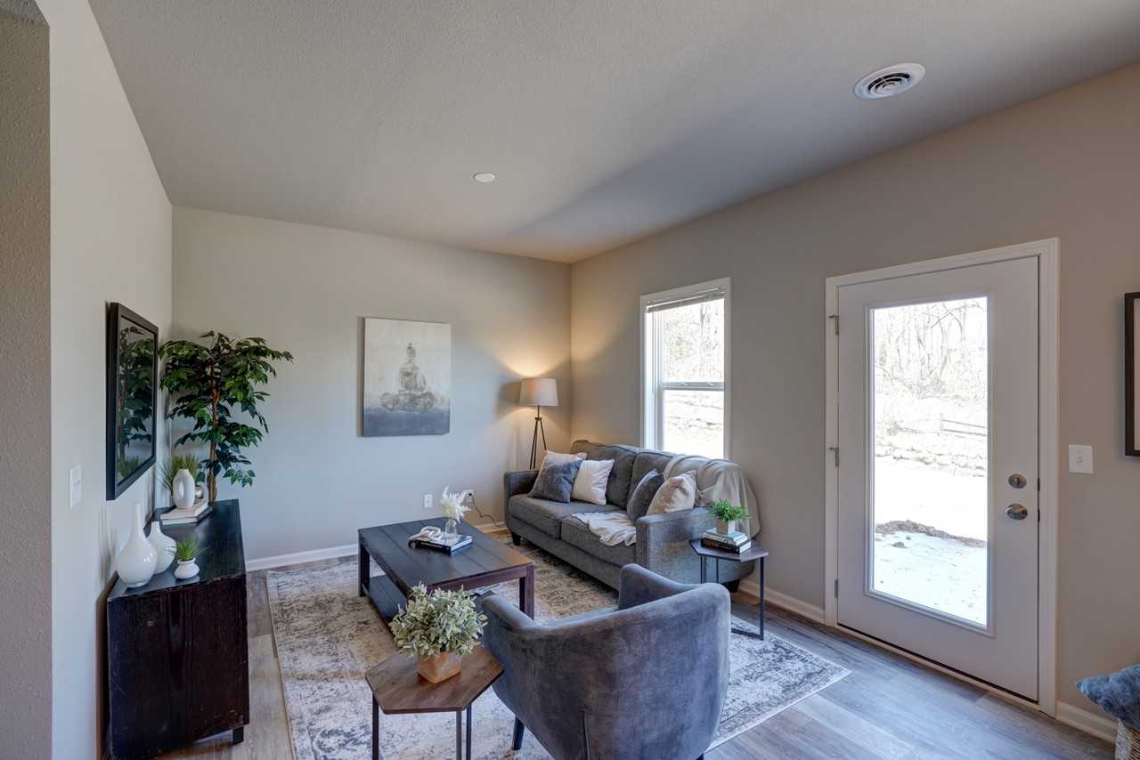 605 Mckay Way #1 - Photo 7 of 10