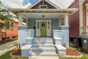 featured image of 1526 Dante St