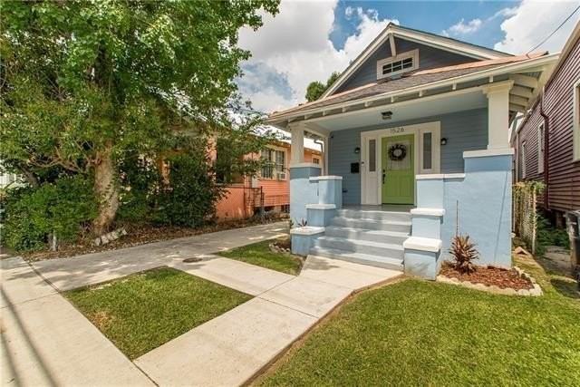 1526 Dante St - Photo 4 of 33