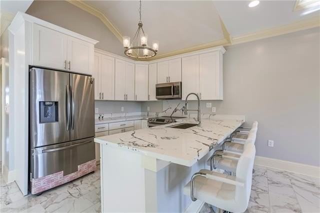 2932 Eagle St - Photo 6 of 23
