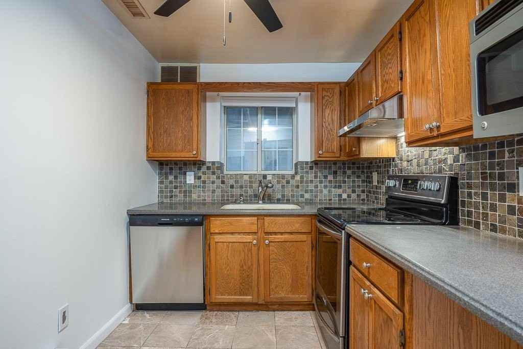 506 Fox Run Ln - Photo 5 of 16