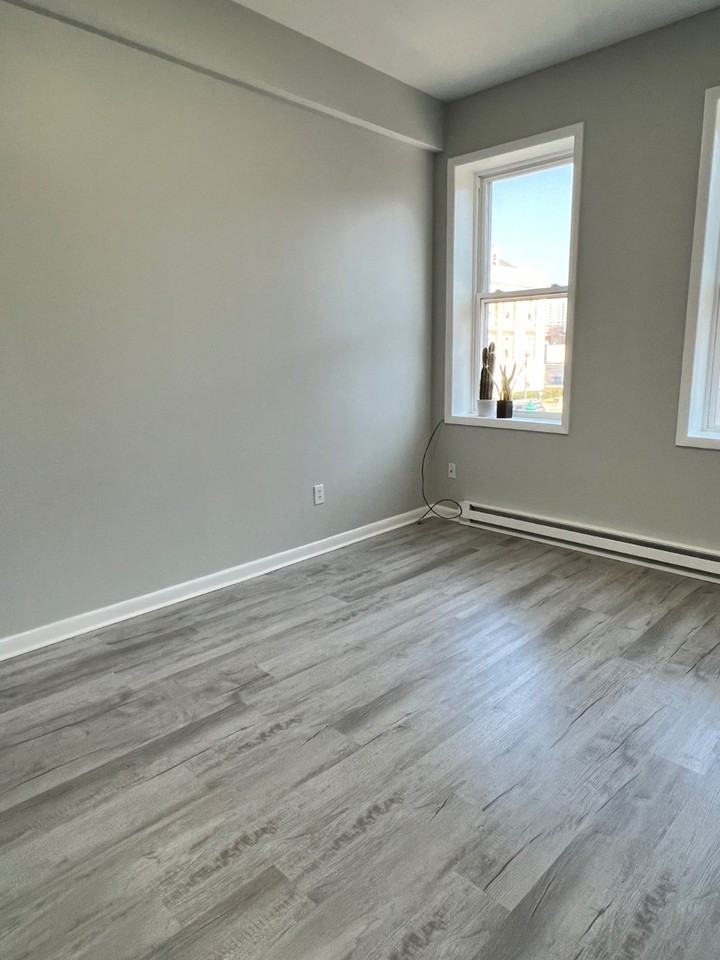 132 Jay St #11 - Photo 5 of 7