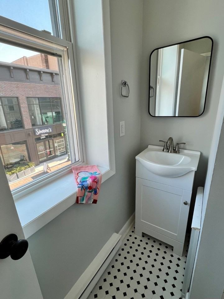 132 Jay St #11 - Photo 6 of 7