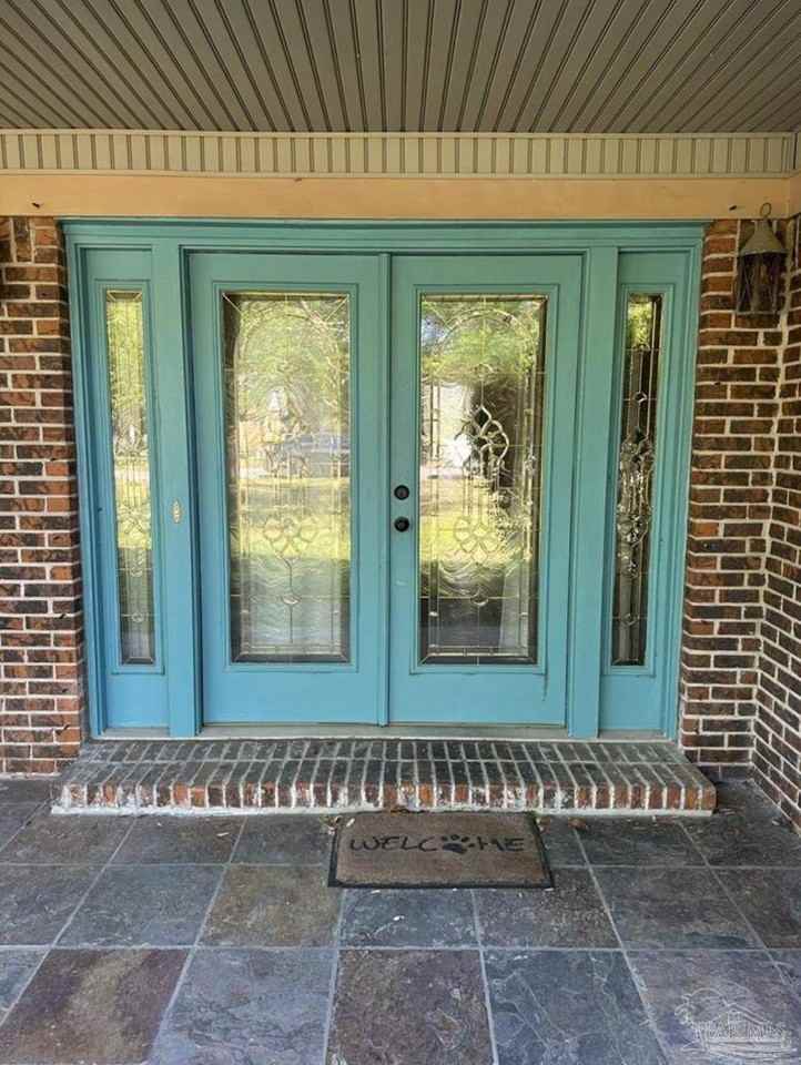 3132 Waterview Dr - Photo 3 of 37