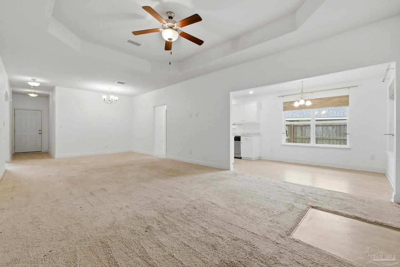 12319 Pinfish Rd - Photo 6 of 29